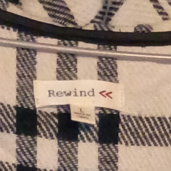 Rewind Black and White Plaid Hooded Vest With Hood And Pockets - Picture 2 of 2